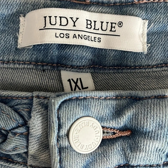 Judy Blue Braided Waistband High Rise Cut Off Shorts - Size 1XL - Picture 6 of 10